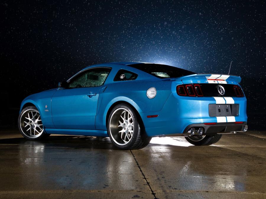  Shelby GT500 Cobra 2012 года  (фото 2 из 2)